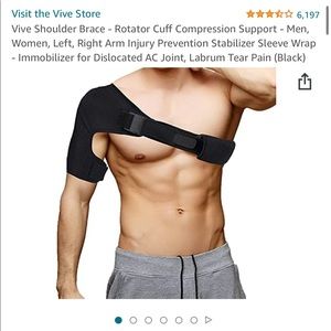 2x20$ Vive shoulder brace